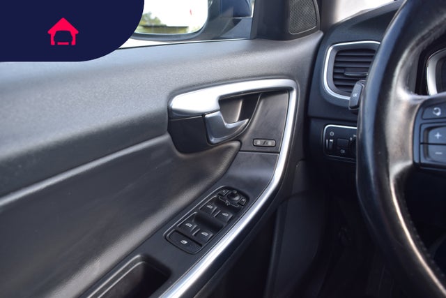 2015 Volvo V60