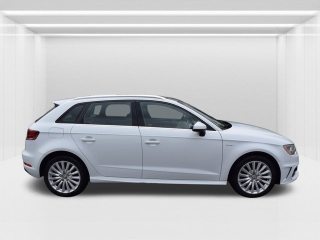 2016 Audi A3 e-tron