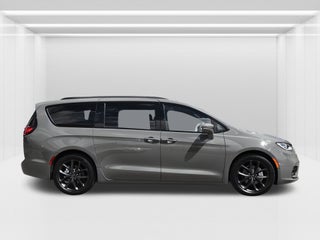2022 Chrysler Pacifica