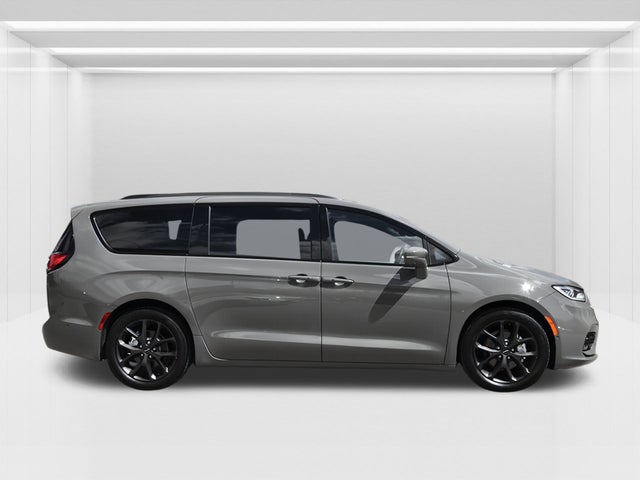 2022 Chrysler Pacifica