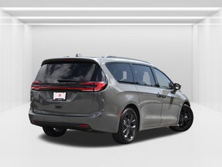 2022 Chrysler Pacifica