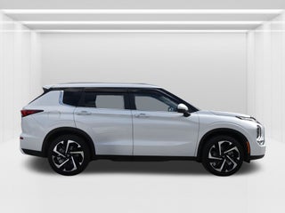 2023 Mitsubishi Outlander