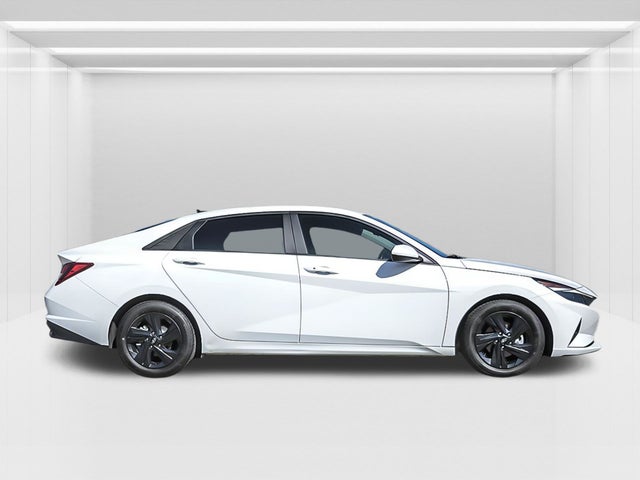 2022 Hyundai Elantra
