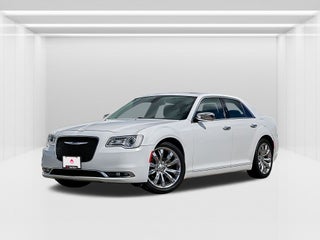 2018 Chrysler 300