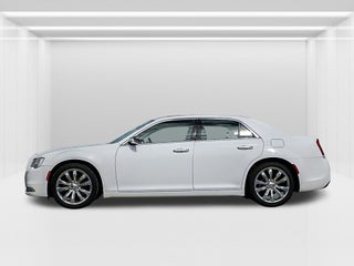 2018 Chrysler 300