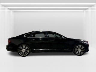 2022 Volvo S90