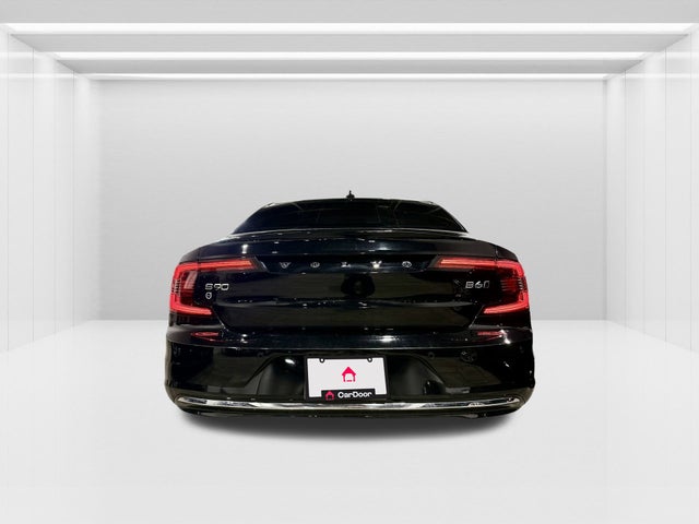 2022 Volvo S90