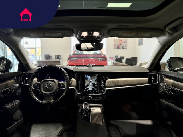 2022 Volvo S90