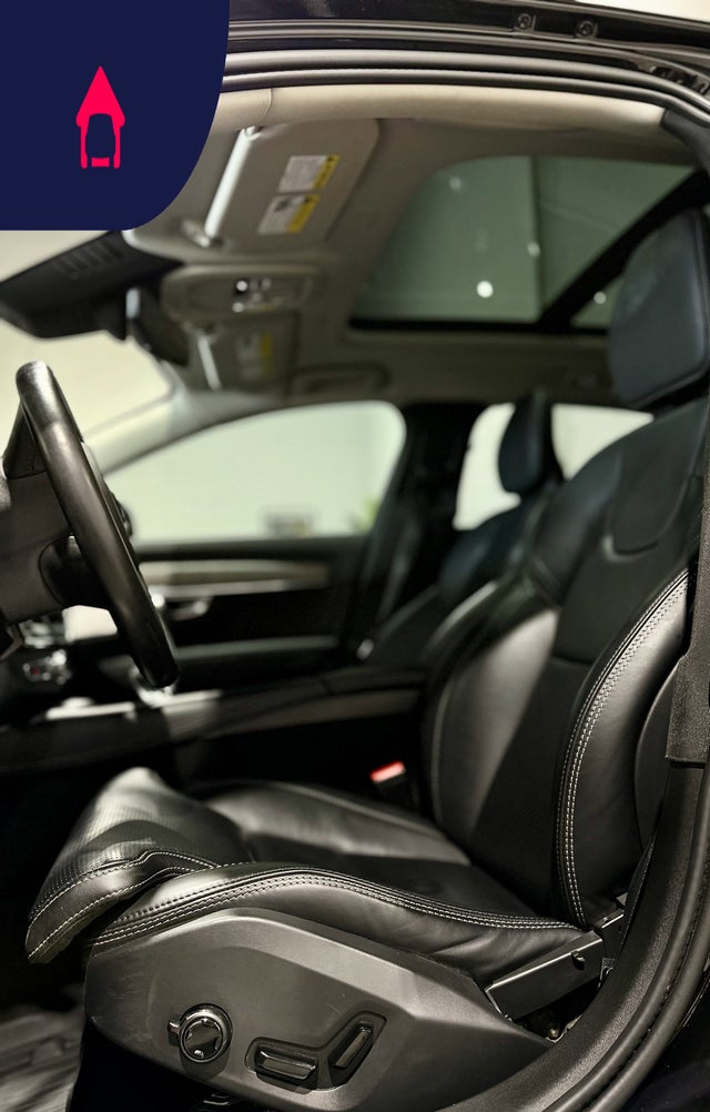 2022 Volvo S90