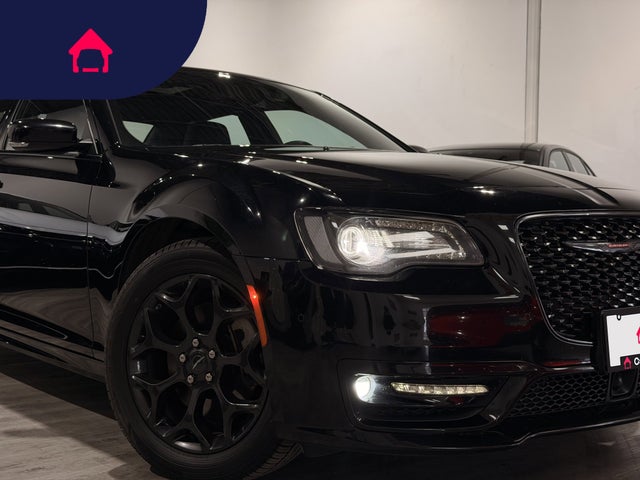 2023 Chrysler 300