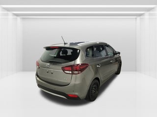 2017 Kia Rondo