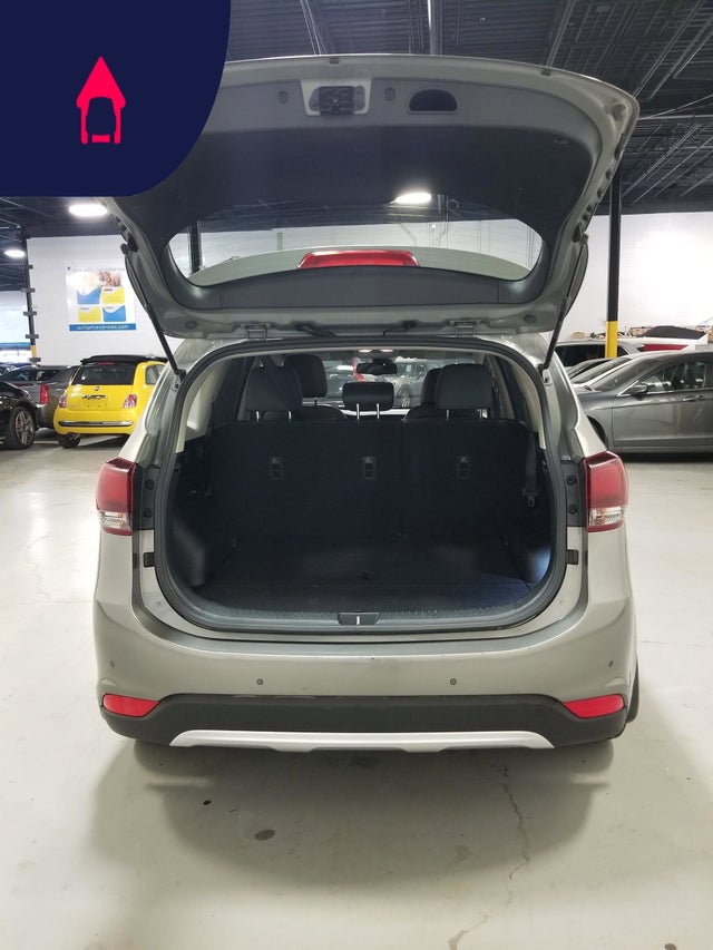 2017 Kia Rondo