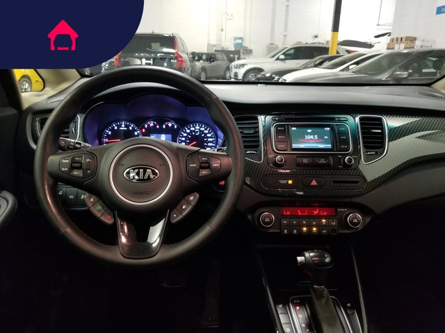 2017 Kia Rondo