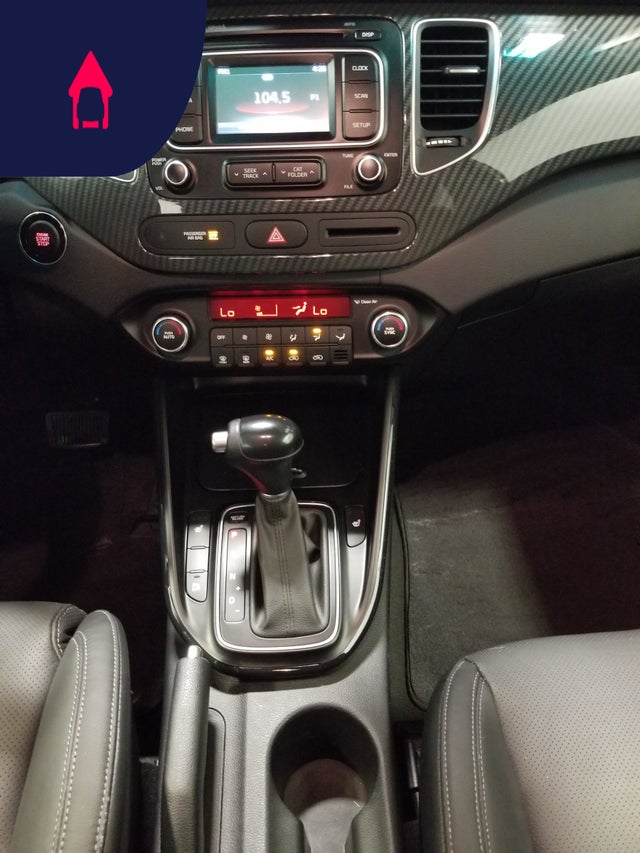 2017 Kia Rondo