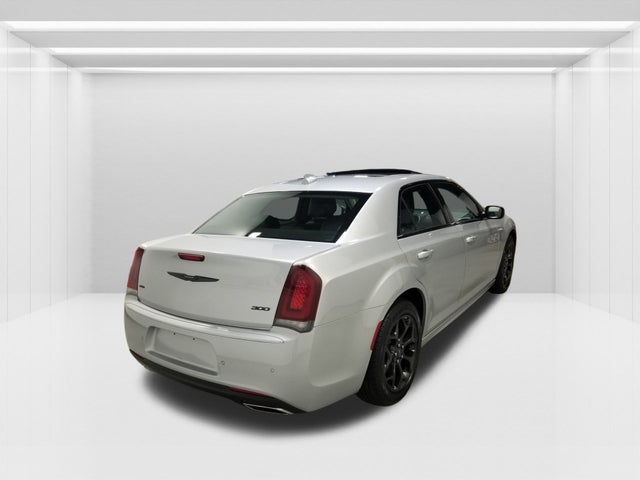 2023 Chrysler 300