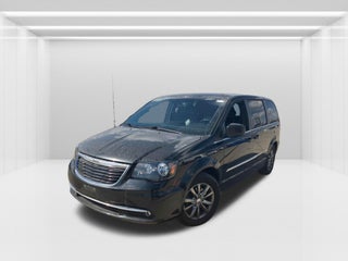2016 Chrysler Town & Country