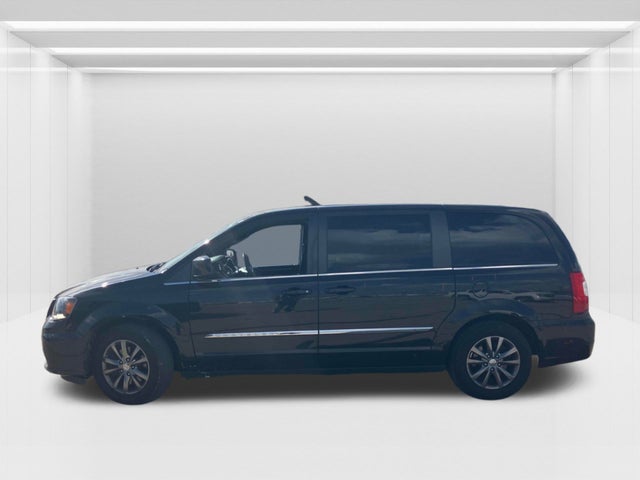 2016 Chrysler Town & Country