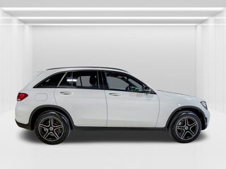 2021 Mercedes-Benz GLC