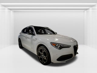 2022 Alfa Romeo Stelvio