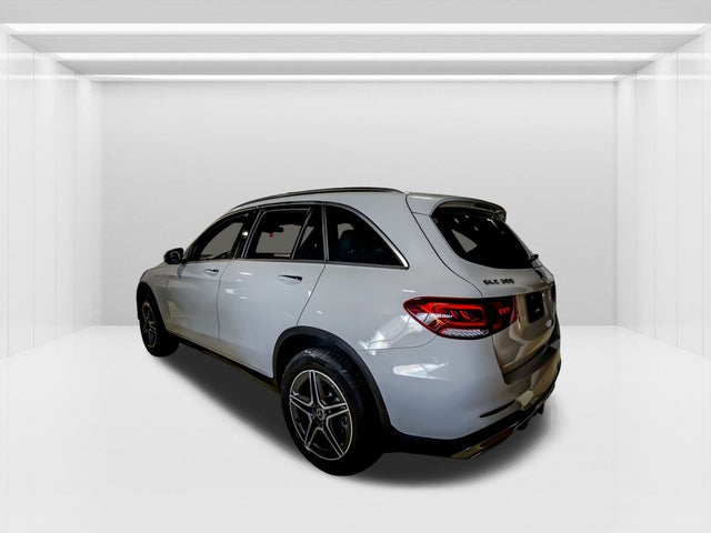 2021 Mercedes-Benz GLC