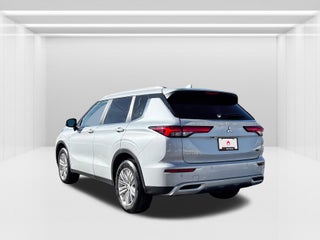 2022 Mitsubishi Outlander