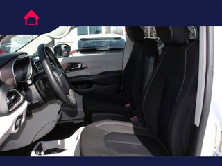 2022 Chrysler Voyager