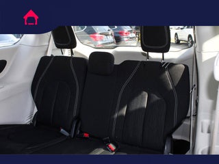 2022 Chrysler Voyager