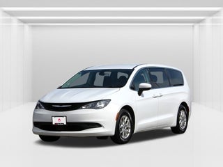 2022 Chrysler Voyager