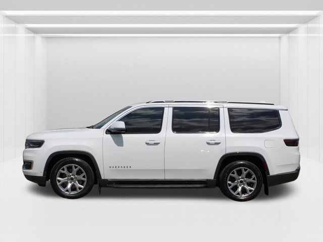 2022 Jeep Wagoneer