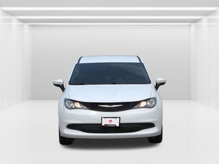 2022 Chrysler Voyager
