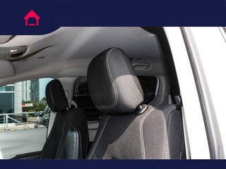 2022 Chrysler Voyager