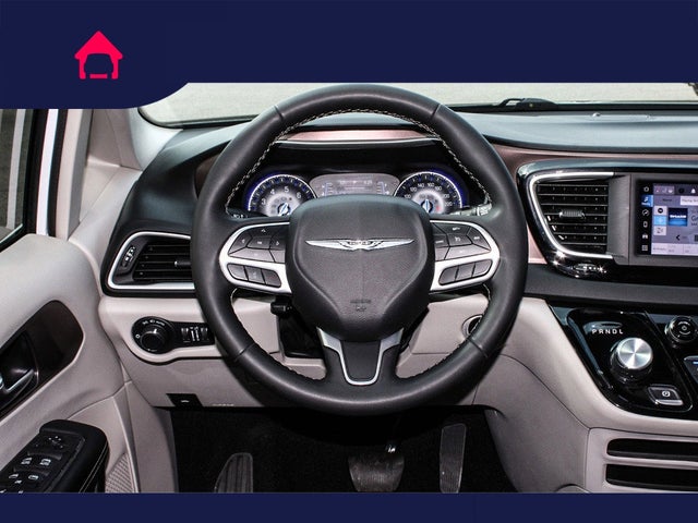 2022 Chrysler Voyager