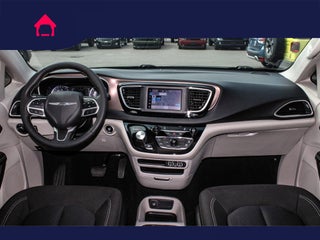 2022 Chrysler Voyager
