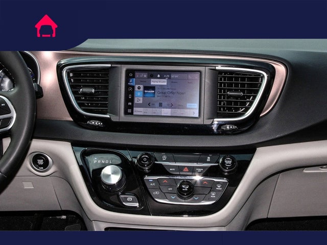 2022 Chrysler Voyager