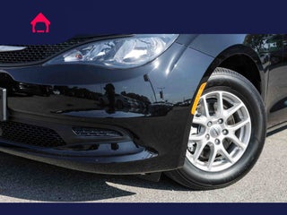 2024 Chrysler Voyager