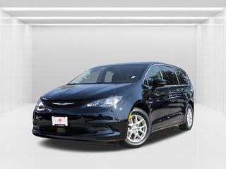 2024 Chrysler Voyager