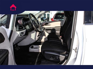 2023 Chrysler Voyager