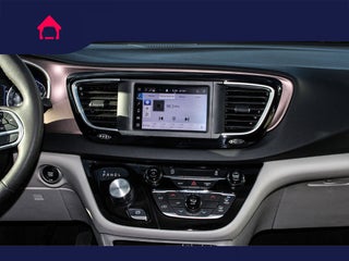 2023 Chrysler Voyager