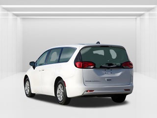 2023 Chrysler Voyager