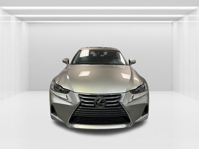 2017 Lexus IS