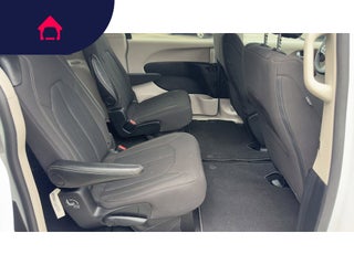 2024 Chrysler Voyager