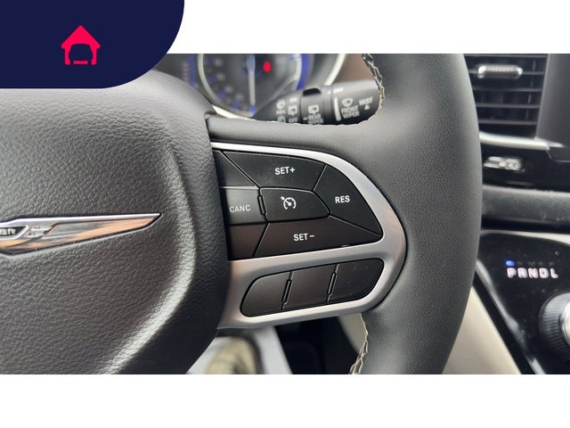 2024 Chrysler Voyager