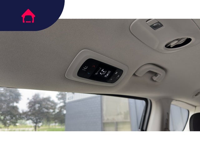 2024 Chrysler Voyager