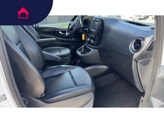 2022 Mercedes-Benz Metris Passenger Van