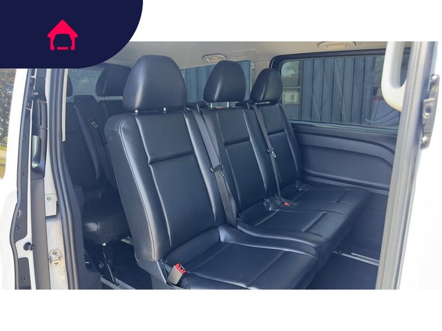 2022 Mercedes-Benz Metris Passenger Van