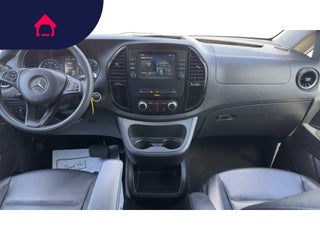 2022 Mercedes-Benz Metris Passenger Van
