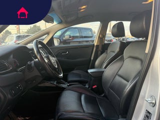 2016 Kia Rondo