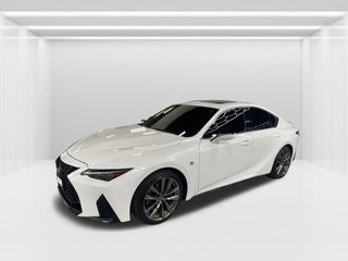 2022 Lexus IS