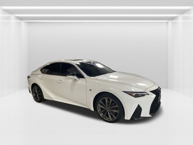 2022 Lexus IS