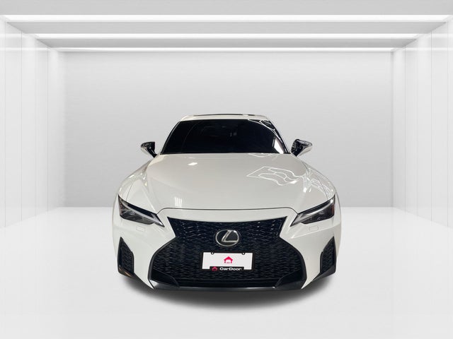 2022 Lexus IS